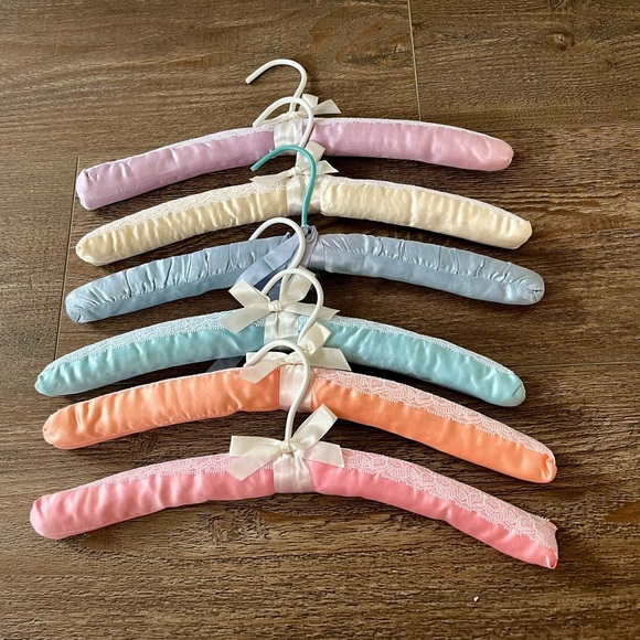 Pastel Satin Padded Hangers Set - Picture 3 of 9